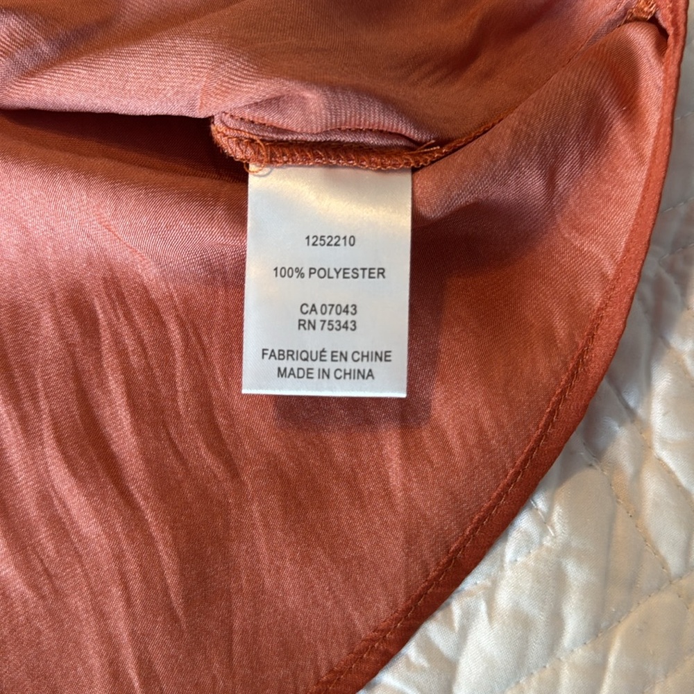 Jones New York Silky Terracotta Sleeveless Blouse - Picture 7 of 7